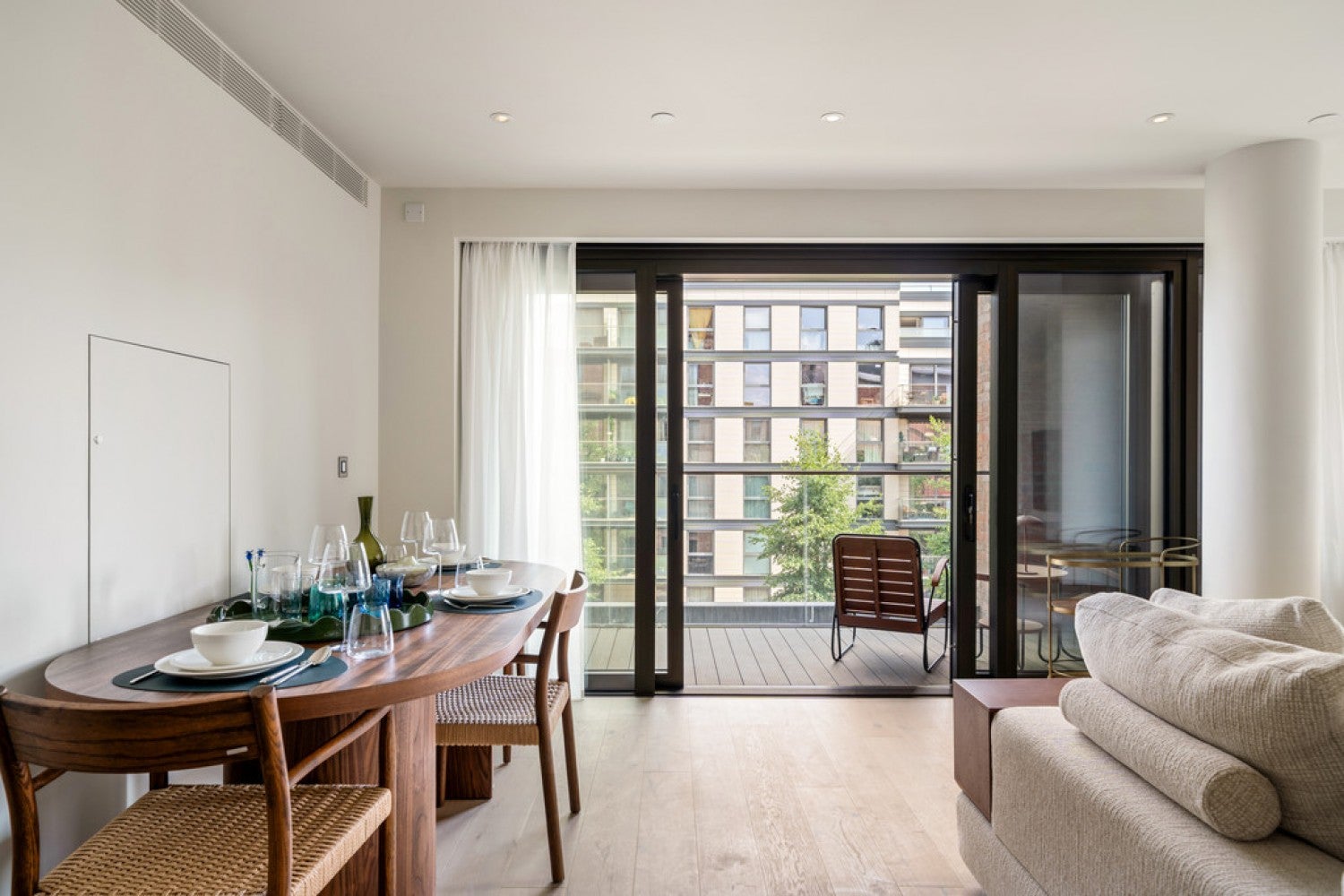 Flat Lots Road in Greater London