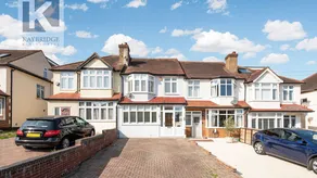 House Stoneleigh Park Road in Epsom and Ewell