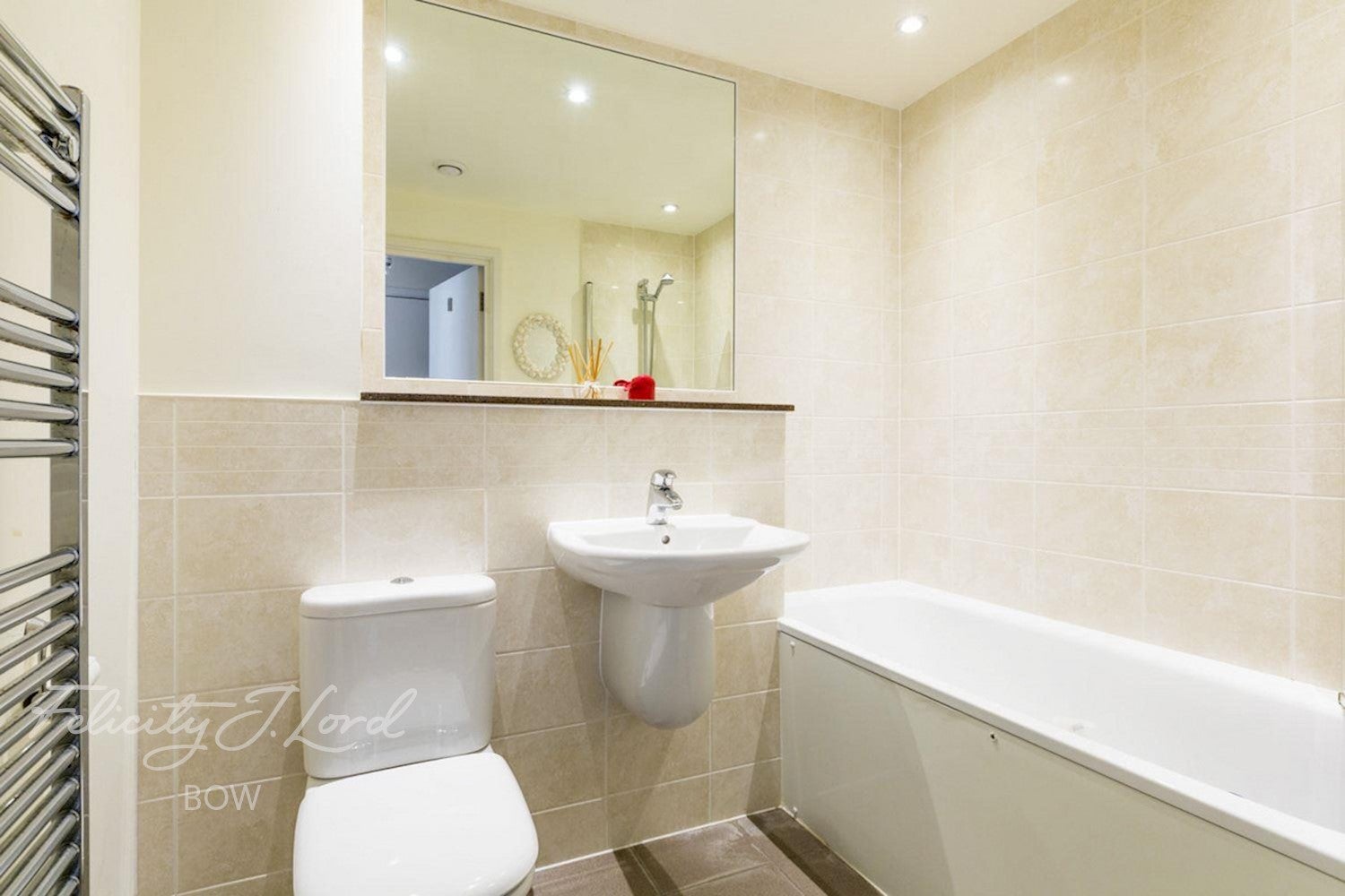 Flat Devons Road in Greater London
