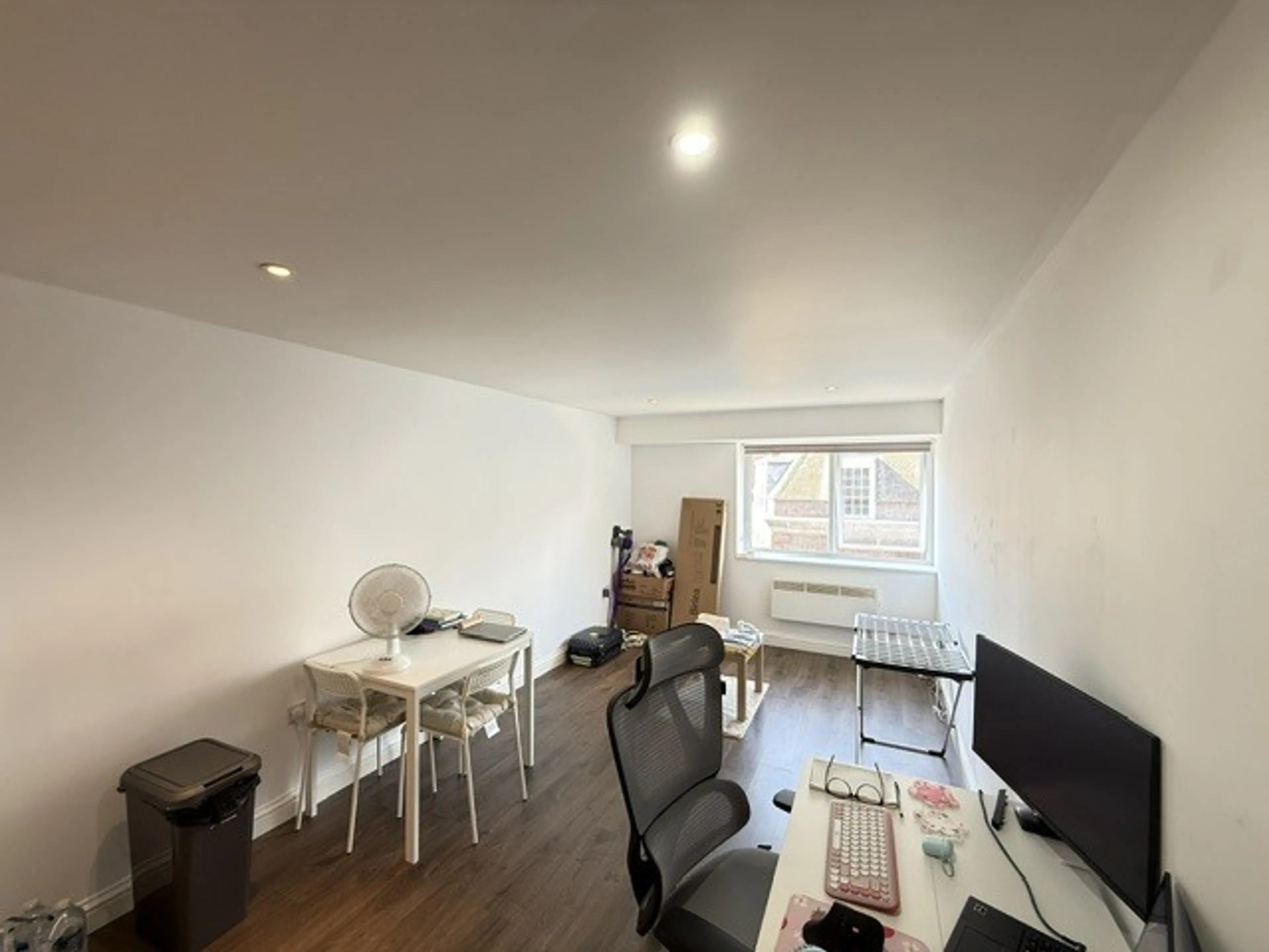Flat Market Place in Watford