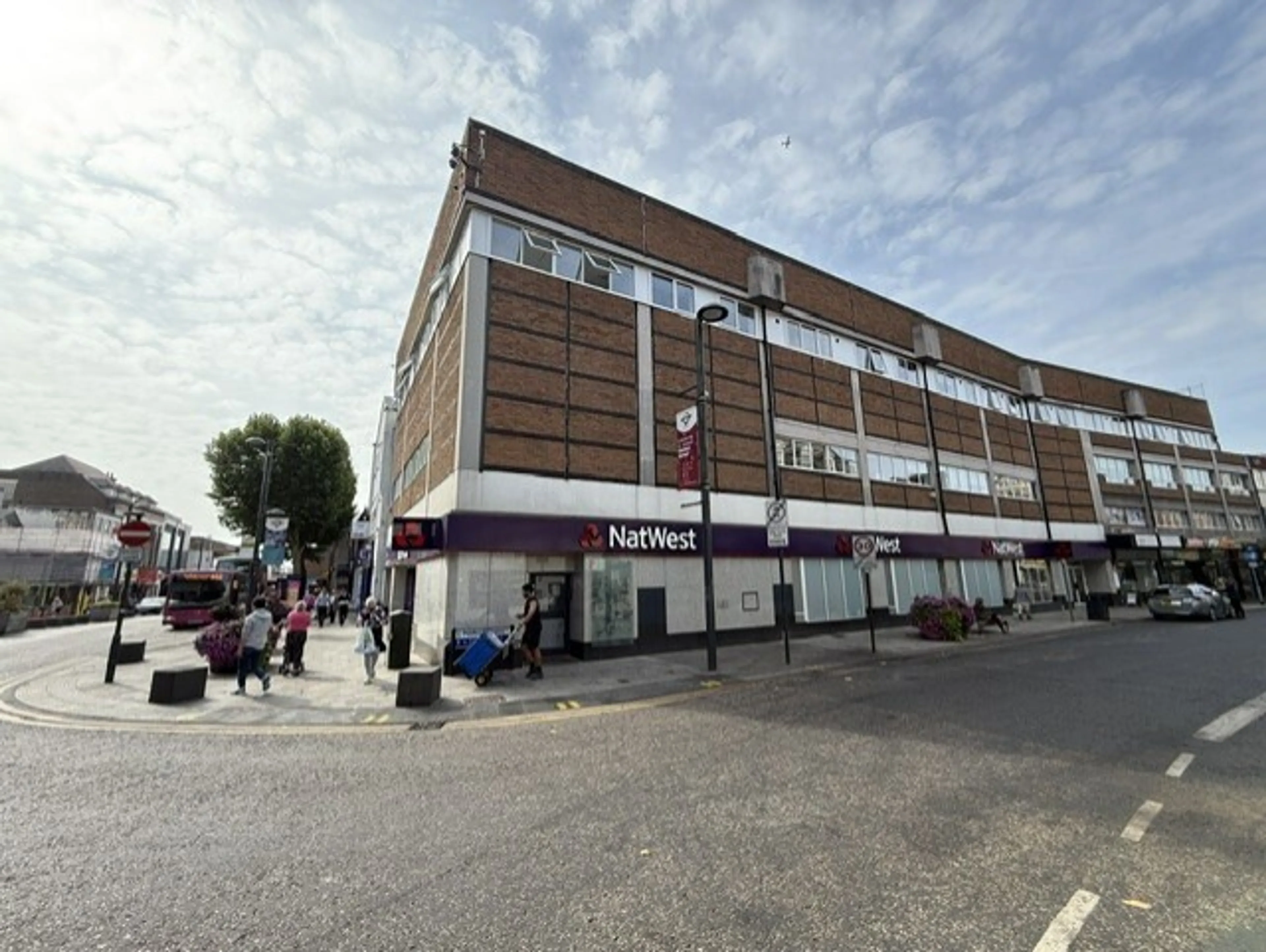 Flat Market Place in Watford