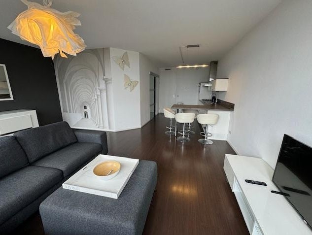 Woning te huur: Raadhuisplein, Hoofddorp