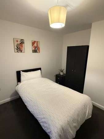 Flat Chelveston Drive in Corby