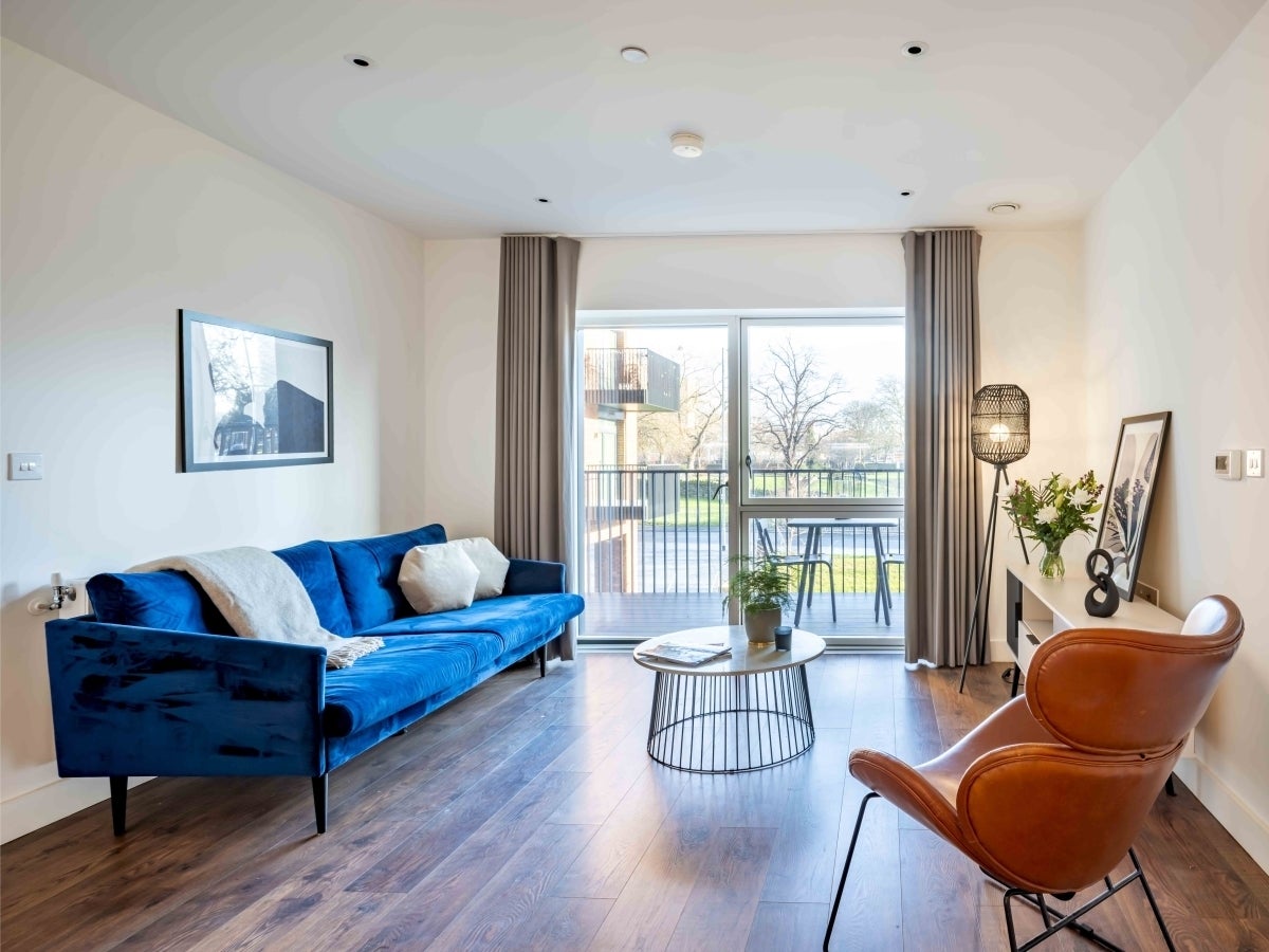 Flat Barking Wharf Square in Greater London
