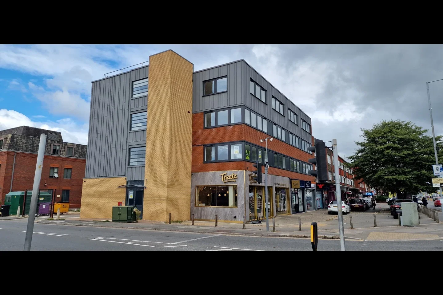 Flat Farnham Road in Slough