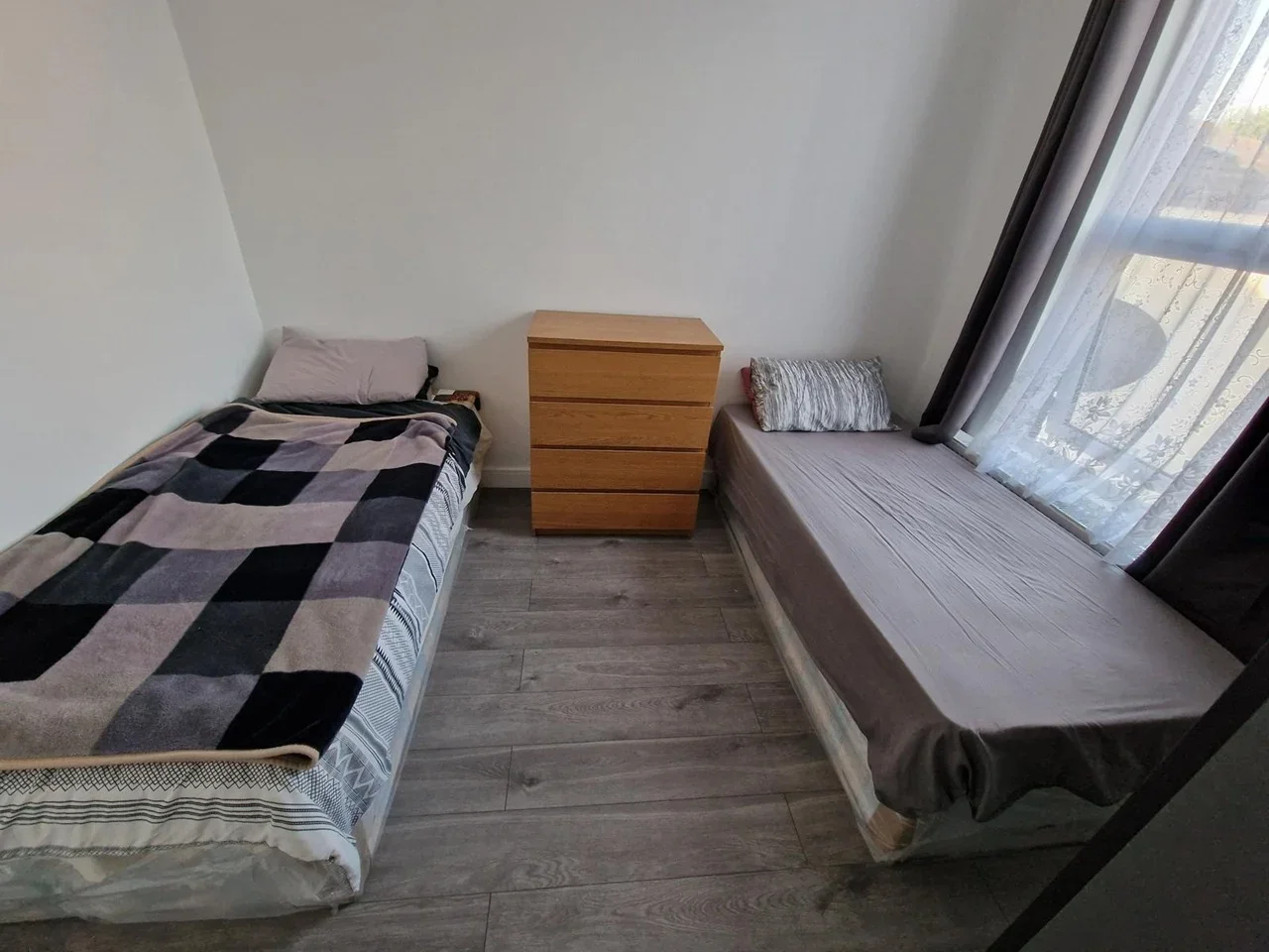 Room South Esk Road in Greater London