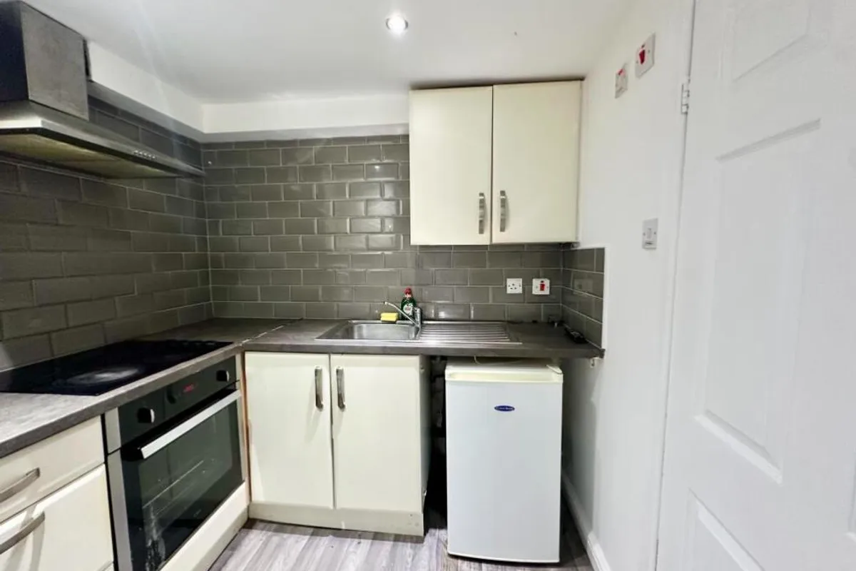 Flat Woburn Place in Greater London