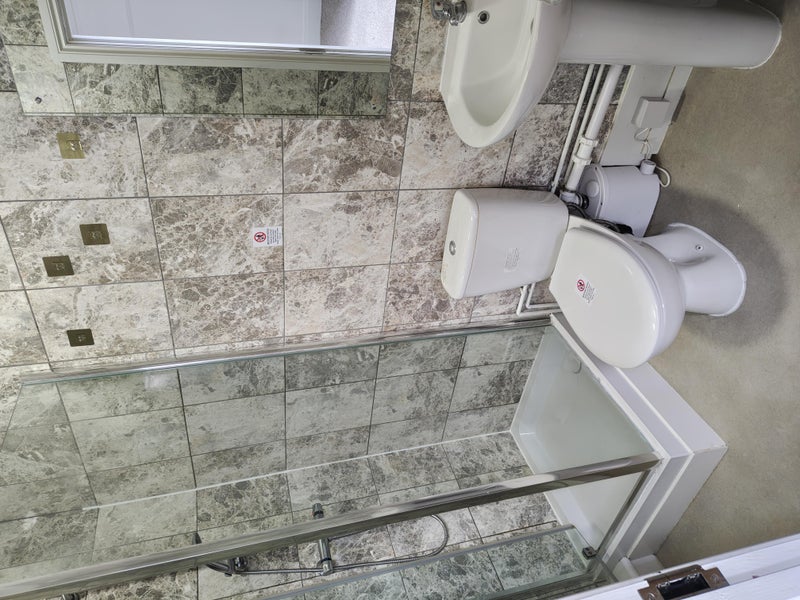 Room Mitcham Park in Greater London
