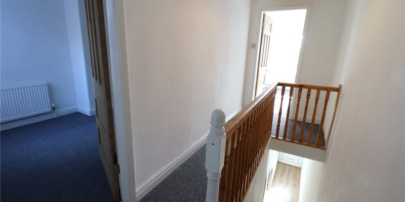 House Oakleigh Grove in Bebington
