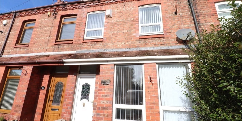 House Oakleigh Grove in Bebington