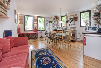 Flat Talacre Road in London