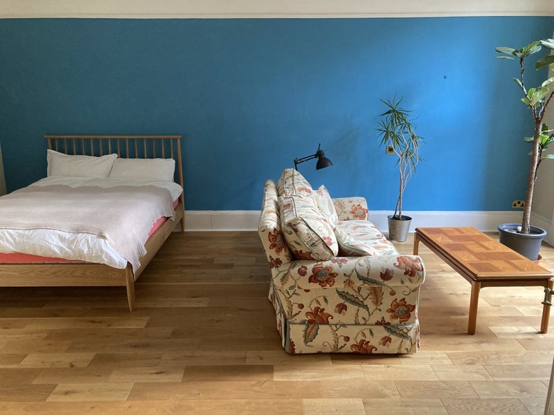 Room Lansdowne Crescent in Glasgow