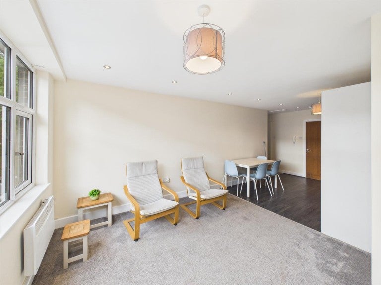 Flat Alcester Road in Stratford-on-Avon