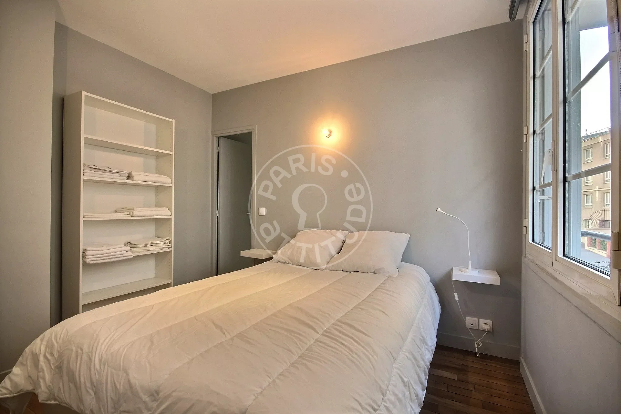 Flat Rue des Favorites in Paris