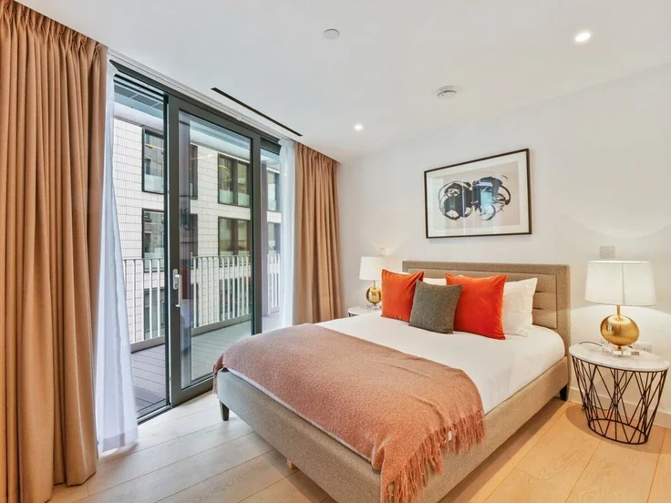 Flat Southwark Street in Greater London