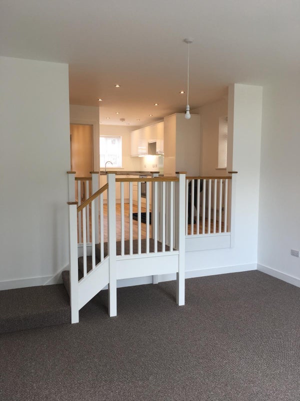 Room Birchwood Road in Bristol