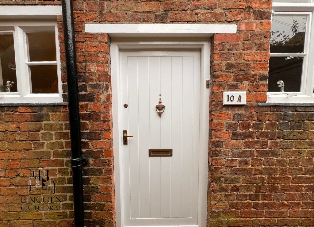 House Minster Yard in Lincoln