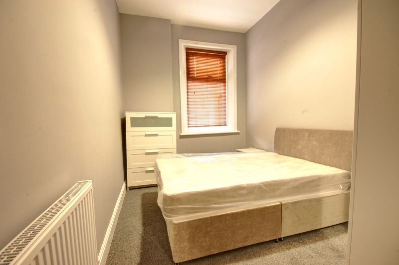 Flat Kelvin Grove in Newcastle upon Tyne