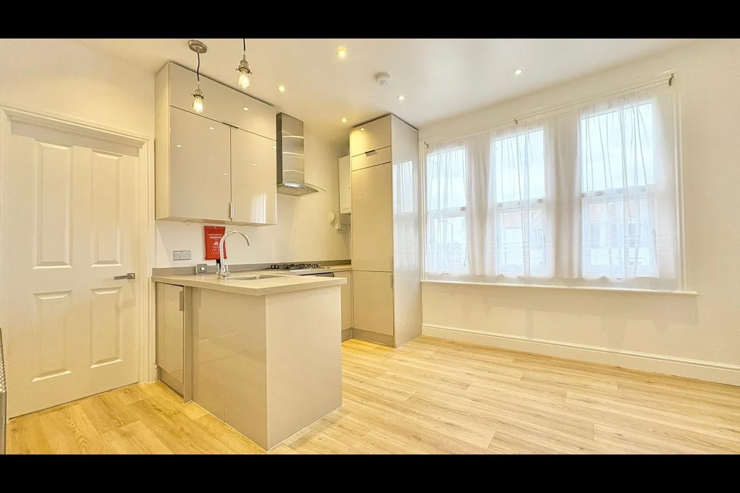 Flat Romford Road in Greater London