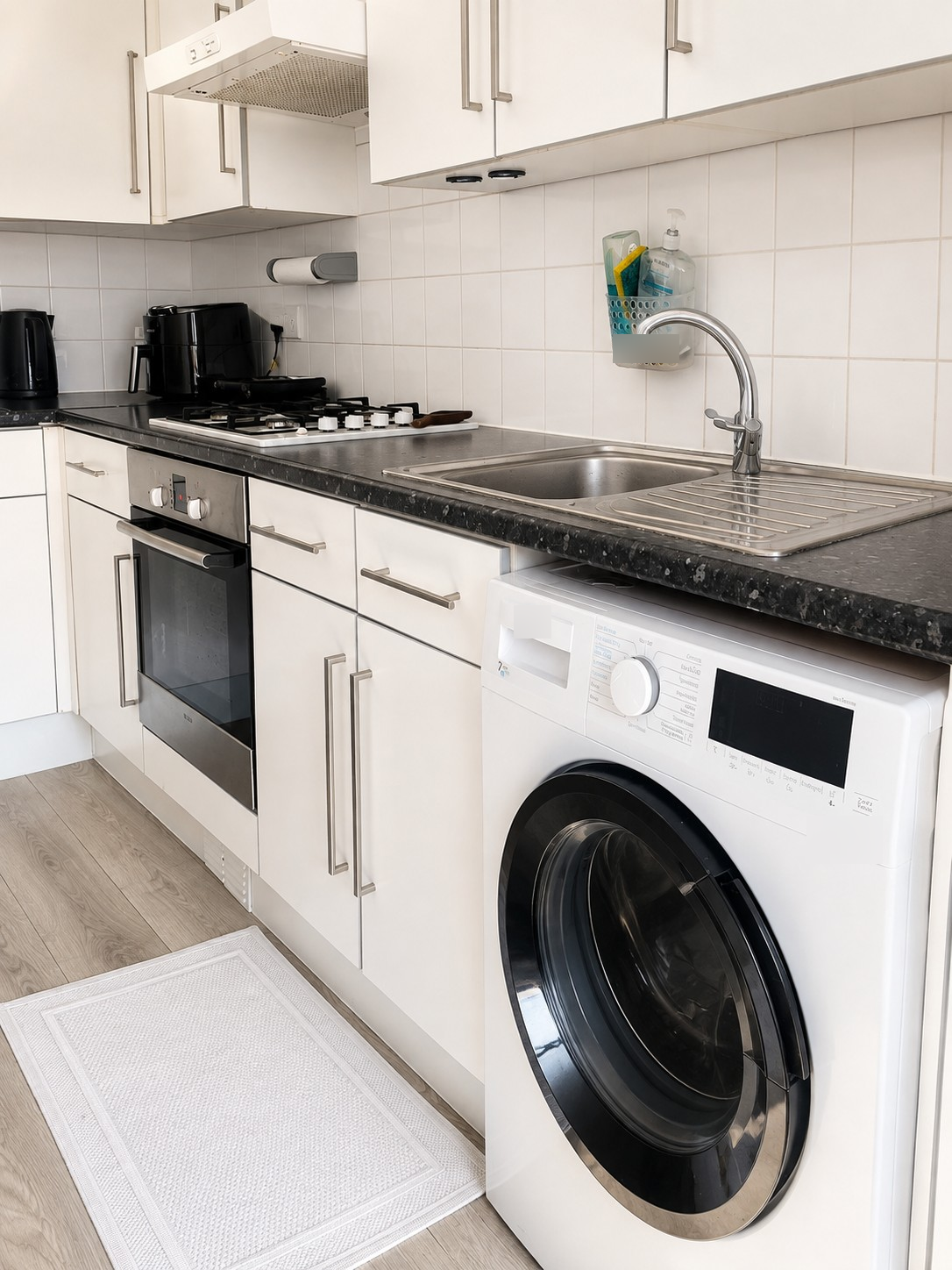 Flat Pascal Mews in Greater London