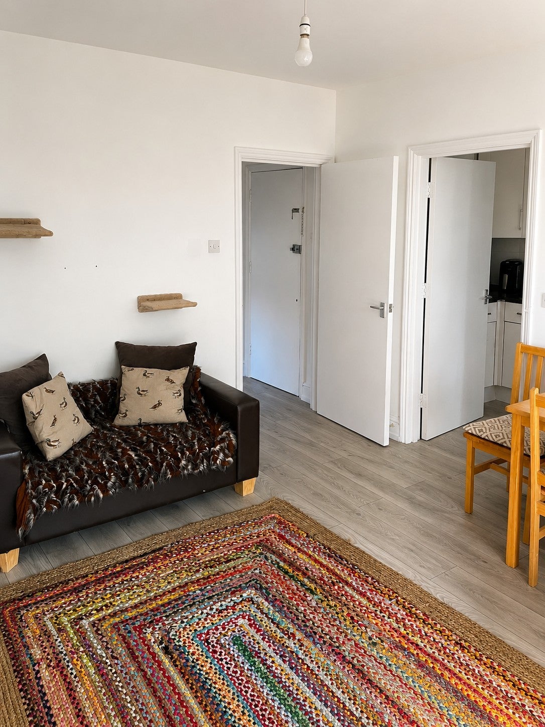 Flat Pascal Mews in Greater London