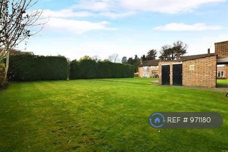 Room Syon Lane in Greater London