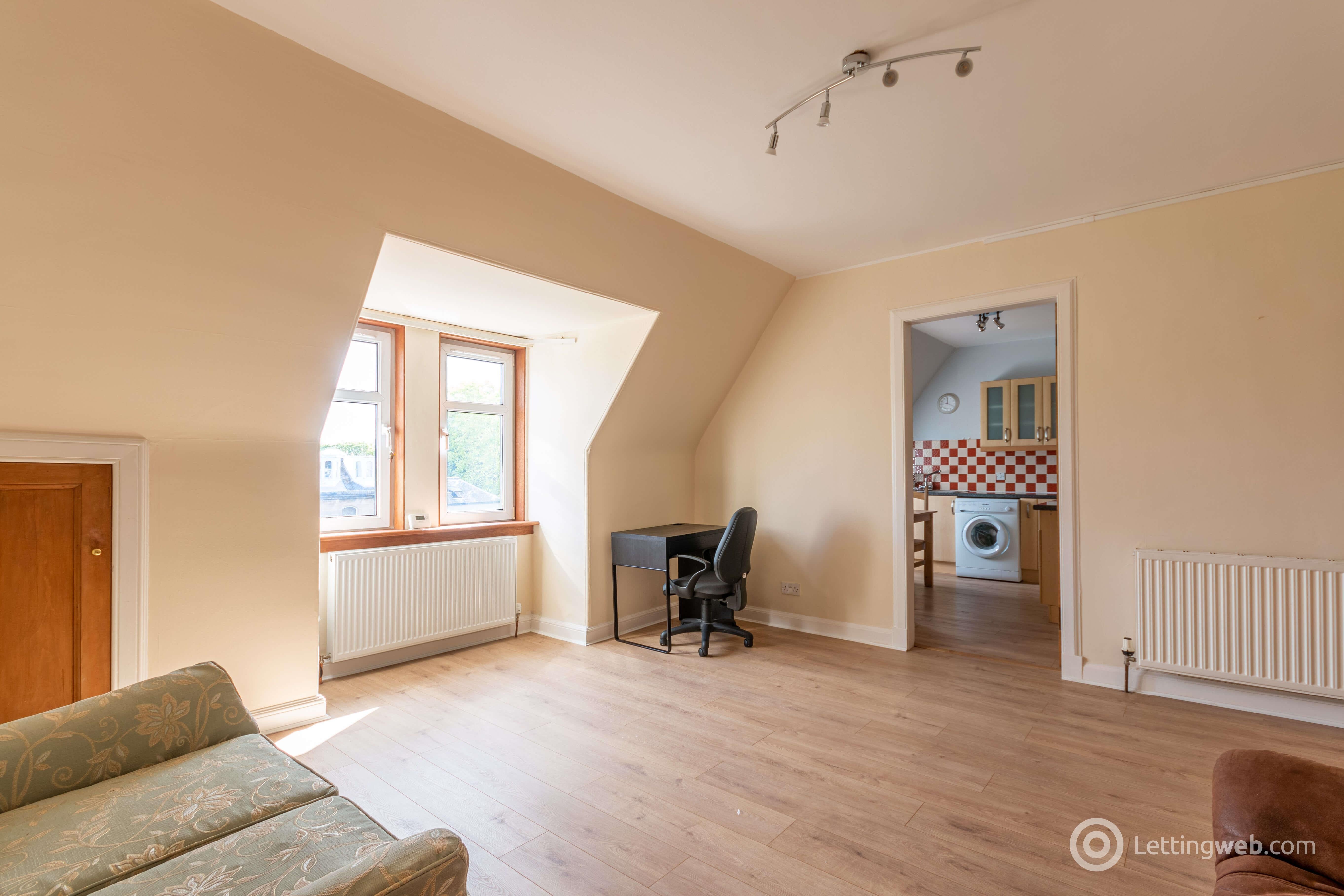 Flat Craigmillar Park in City of Edinburgh