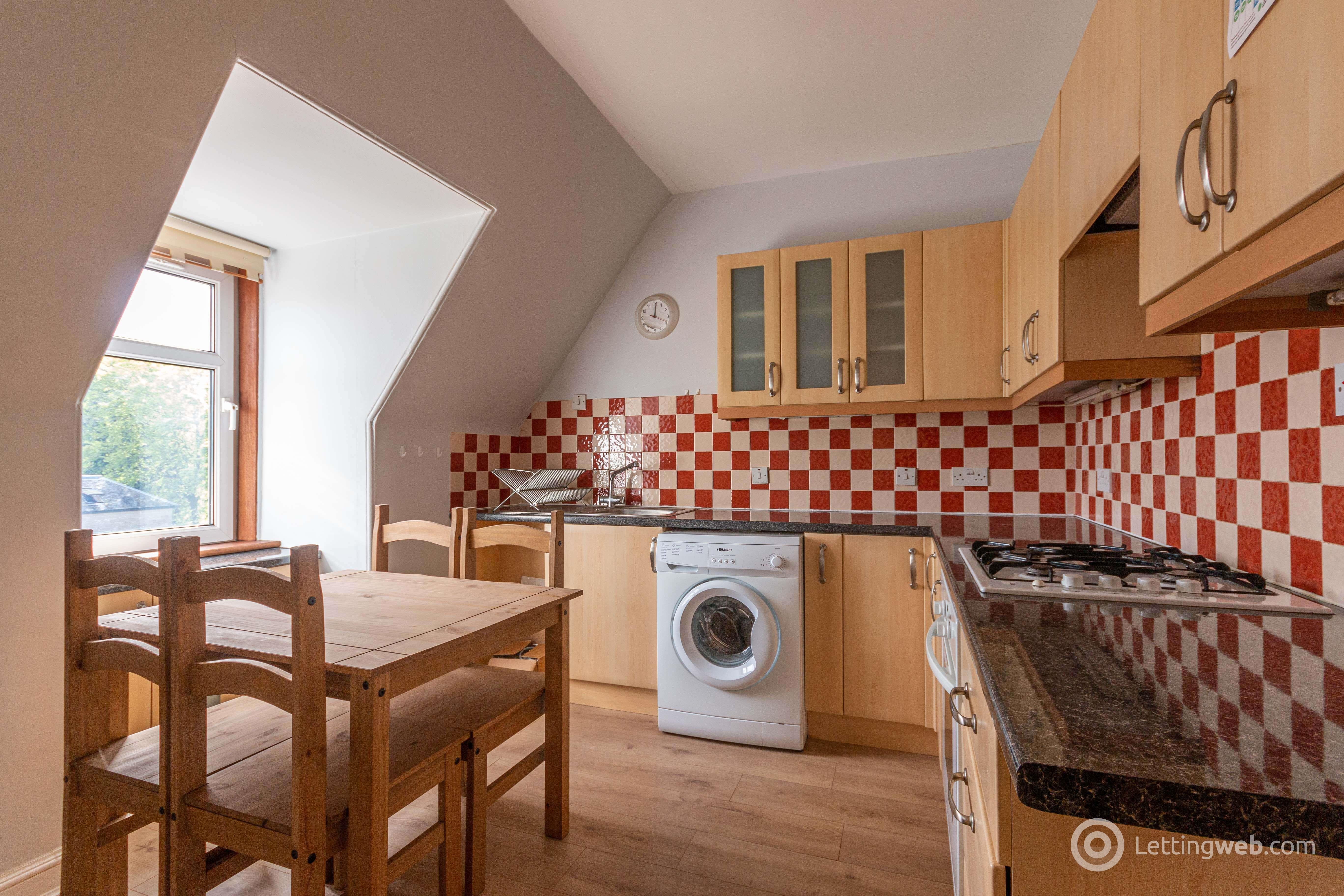Flat Craigmillar Park in City of Edinburgh