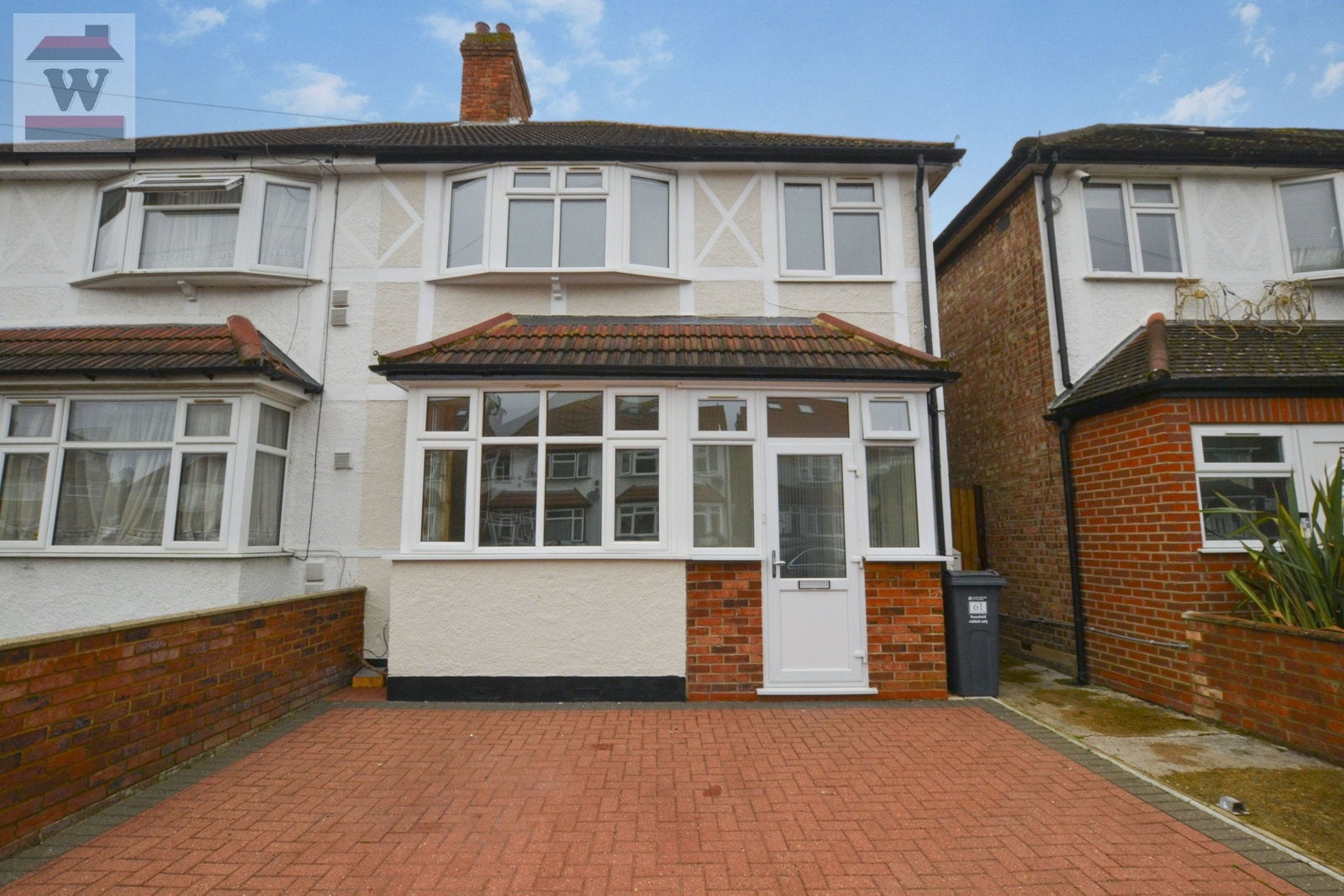 House Taunton Avenue in Greater London