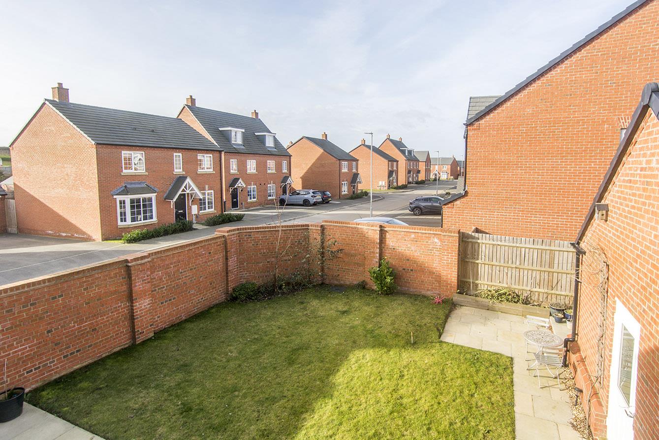 House Stafford Way in Harborough