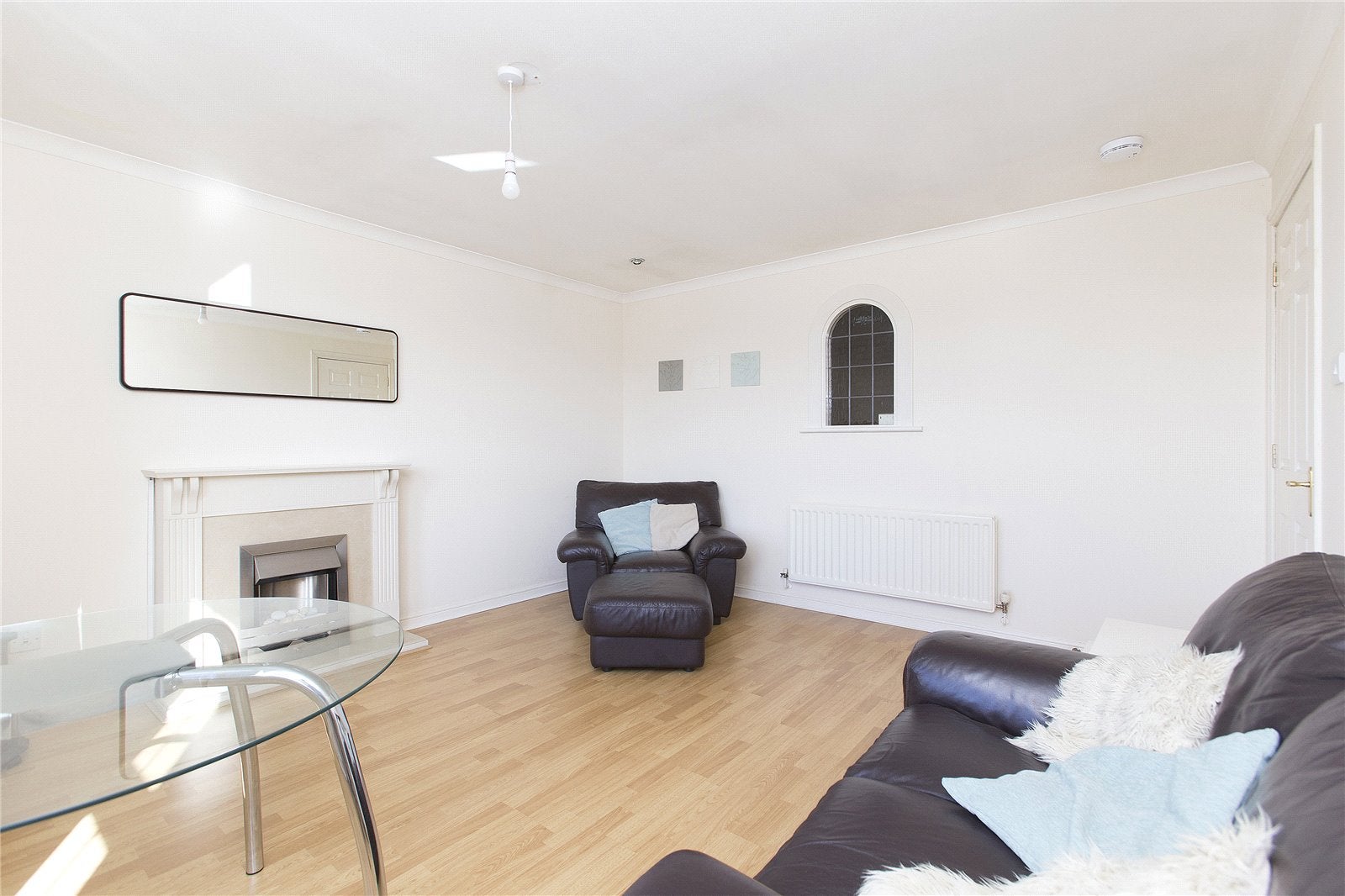 Flat Mitchell Street in City of Edinburgh