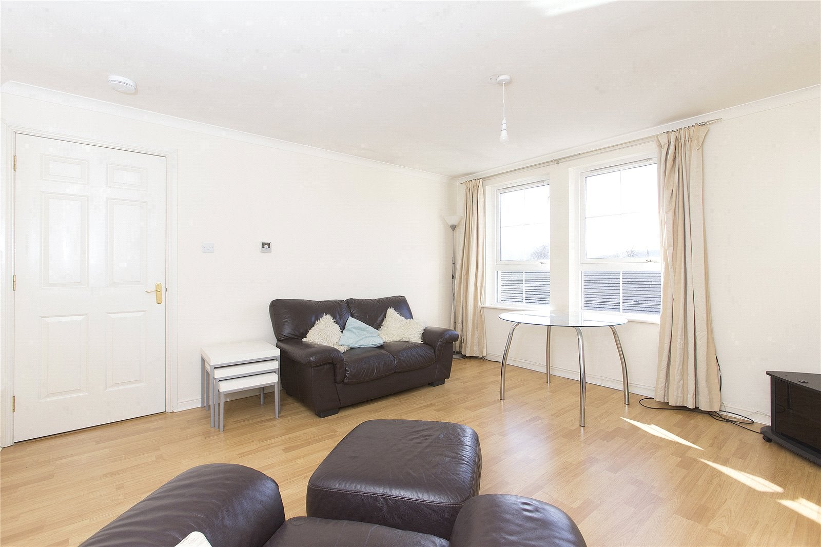 Flat Mitchell Street in City of Edinburgh