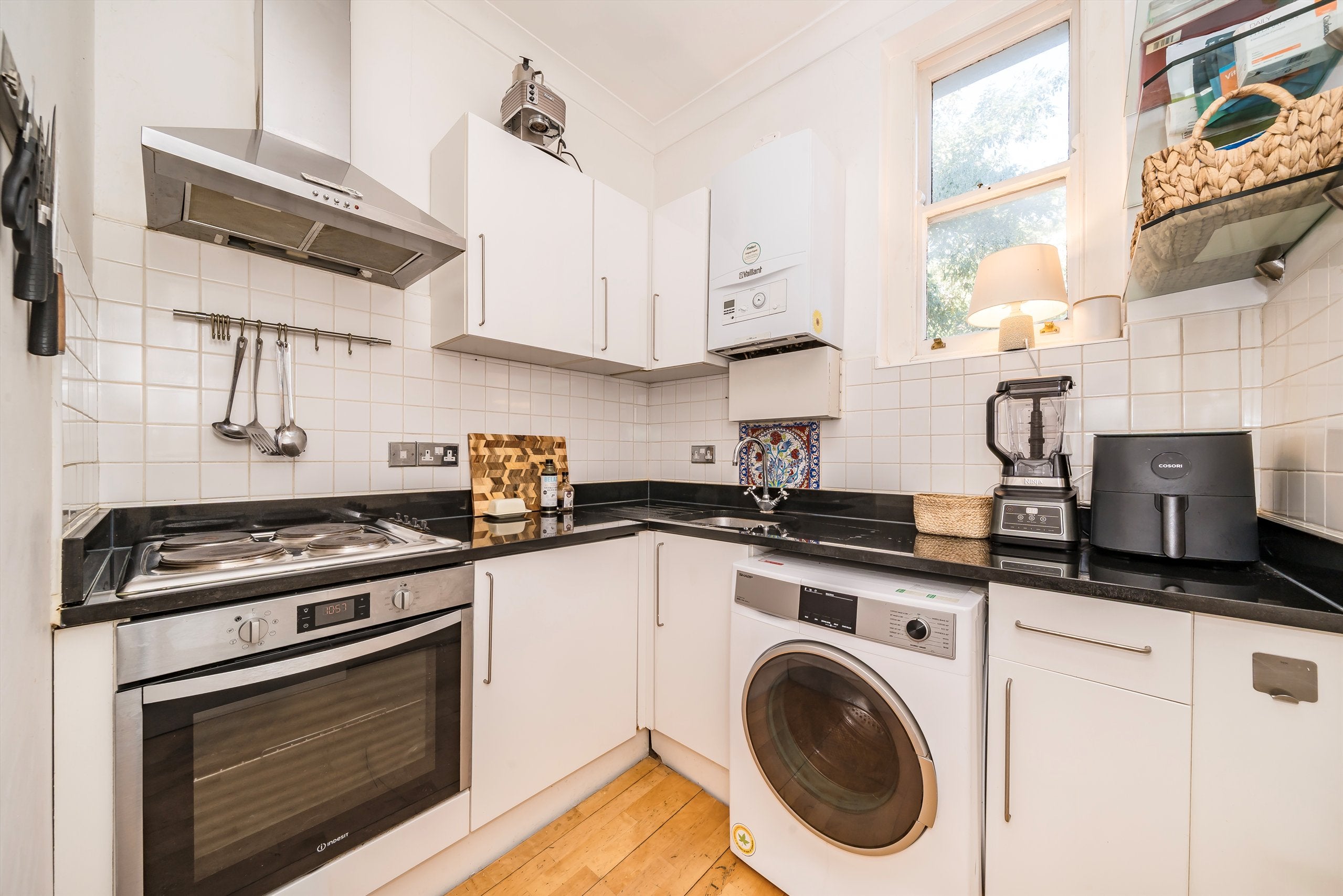 Flat Ongar Road in Greater London