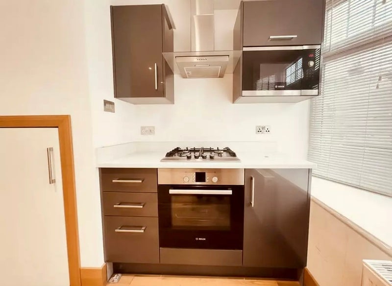 Room Selsdon Road in Greater London