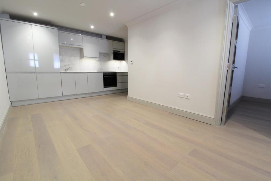 Flat Stilemans in Wickford