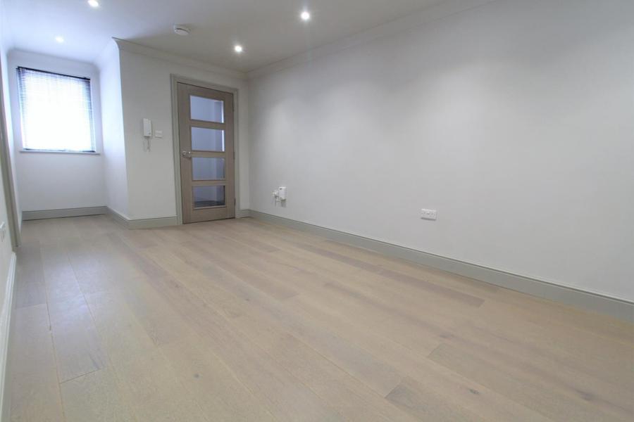 Flat Stilemans in Wickford