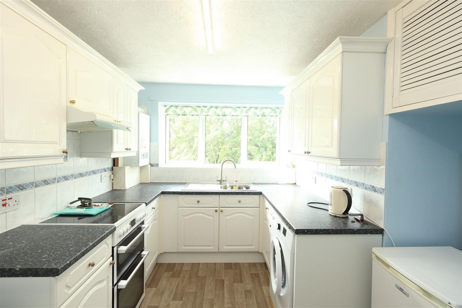 Flat Willingdon Court in Willingdon and Jevington
