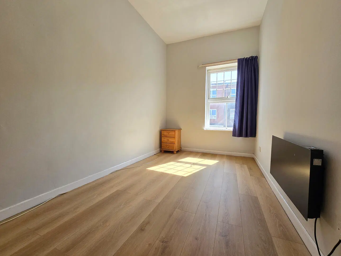 Flat Omega Place in Rugby