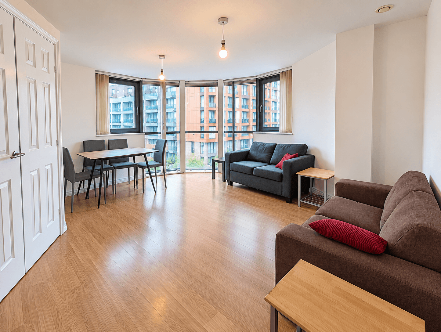 Flat Middlewood Street in Salford