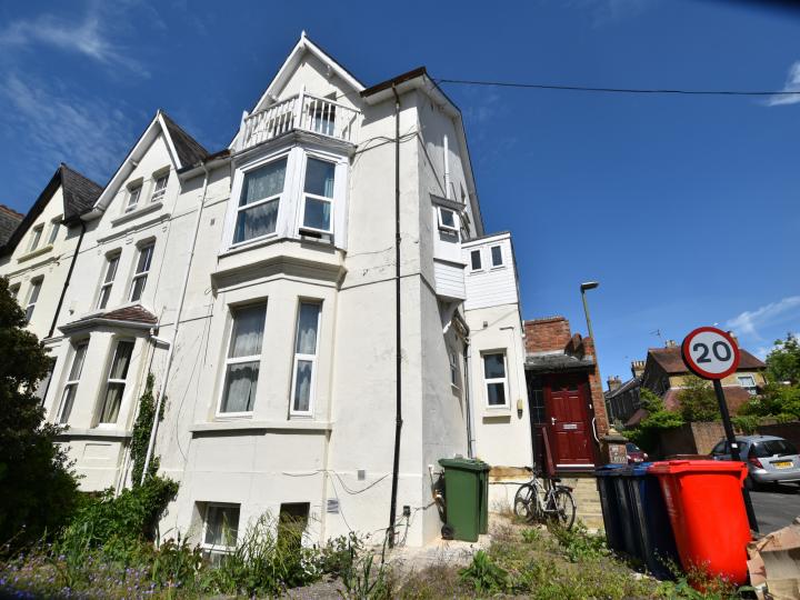 Flat Iffley Road in Oxford