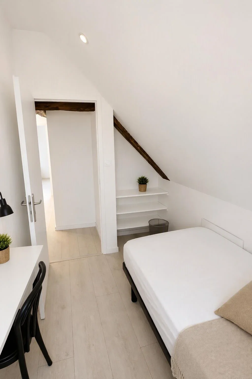 Chambre Rue Émile Zola à Troyes