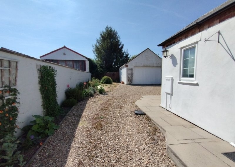 House High Street in Boston