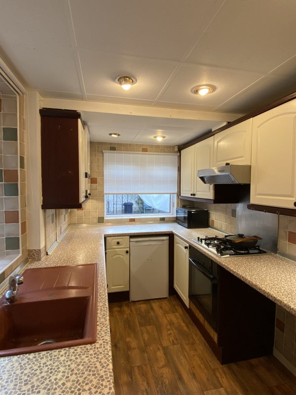 Room Radford Bridge Road in Nottingham