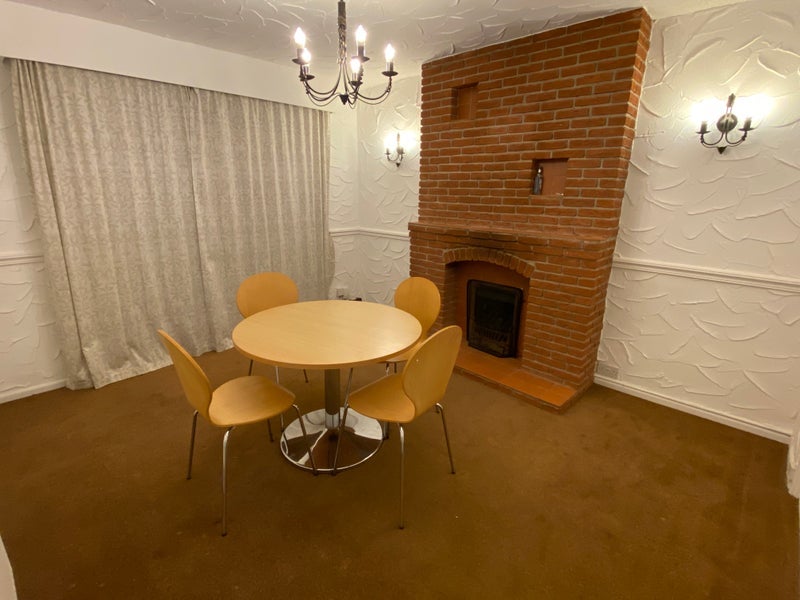 Room Radford Bridge Road in Nottingham