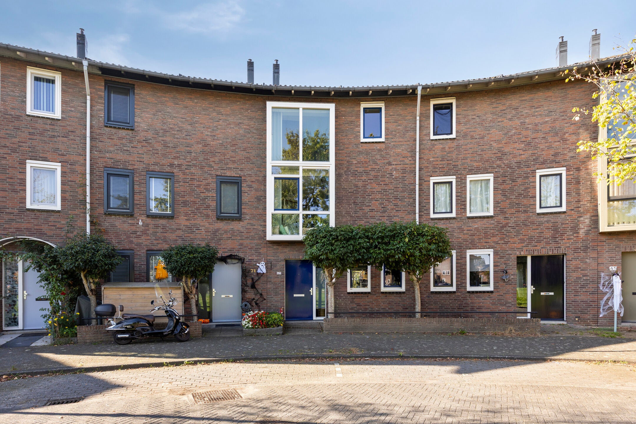 Huis Wim Sonneveldplein 69 in Den Haag
