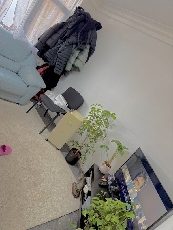 Room Commerce Road in Greater London