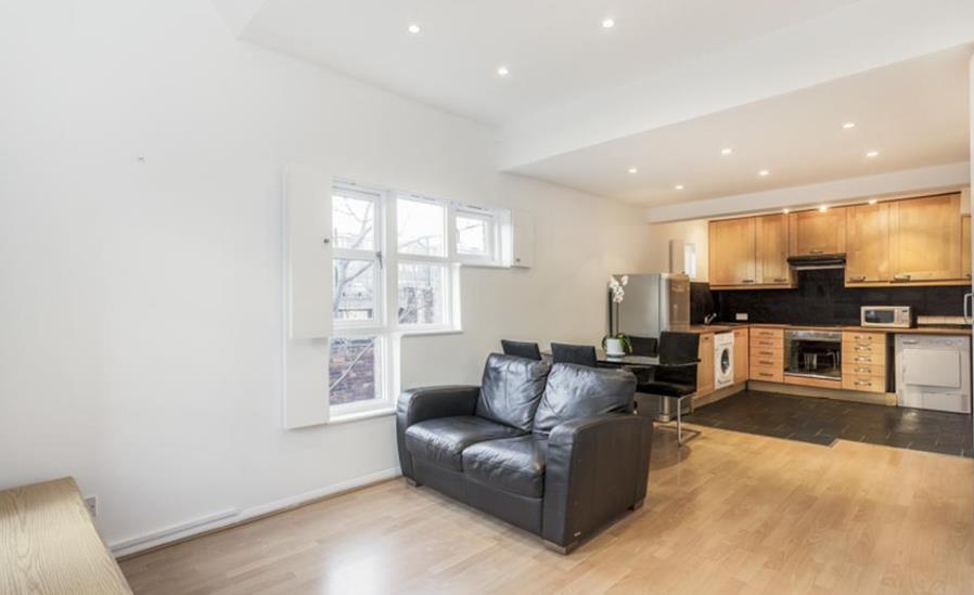 Flat Sussex Gardens in City of Westminster
