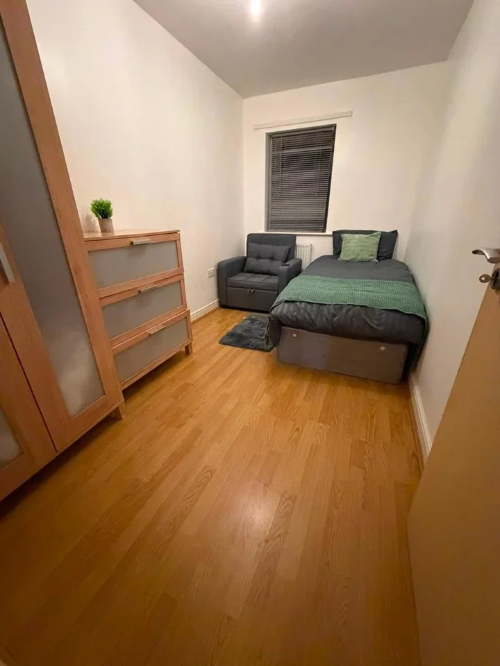 Flat Millicent Grove in Greater London