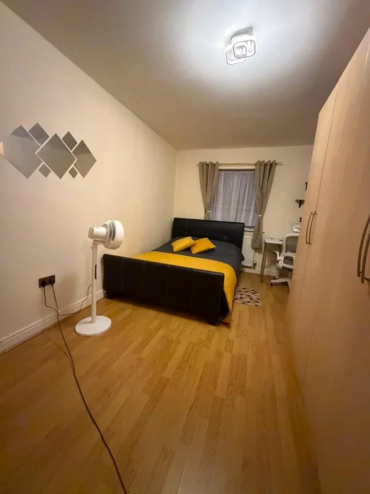 Flat Millicent Grove in Greater London