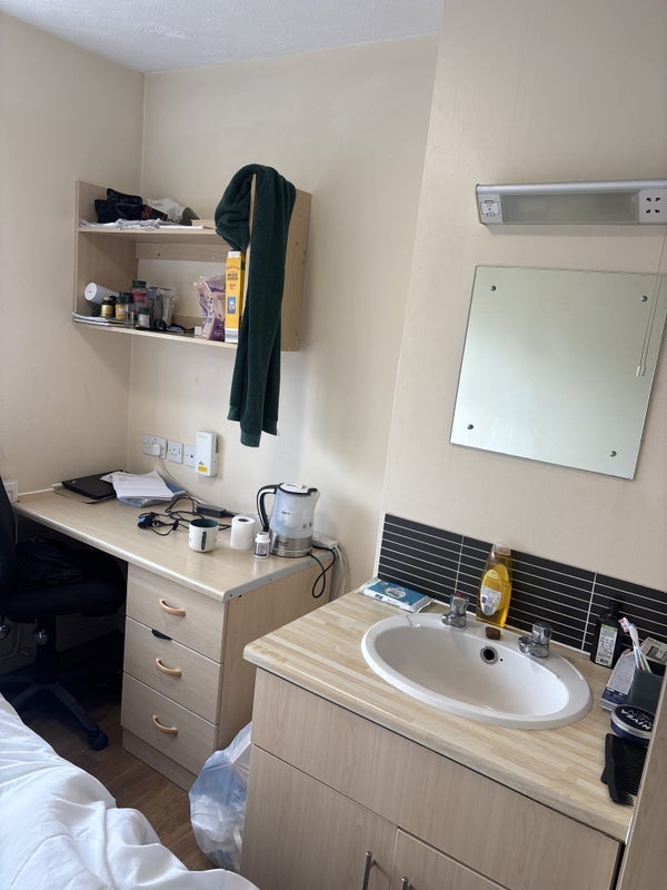 Room Copperas Hill in Liverpool